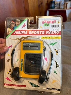 Yellow AM/FM Sports Radio with Headset